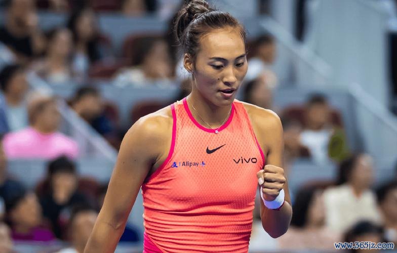 郑钦文闯入中网女单16强 布云朝克特首进500赛半决赛