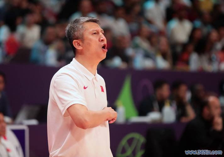 郭士强带领中国男篮仅获1胜11负，近11场比赛无一胜绩